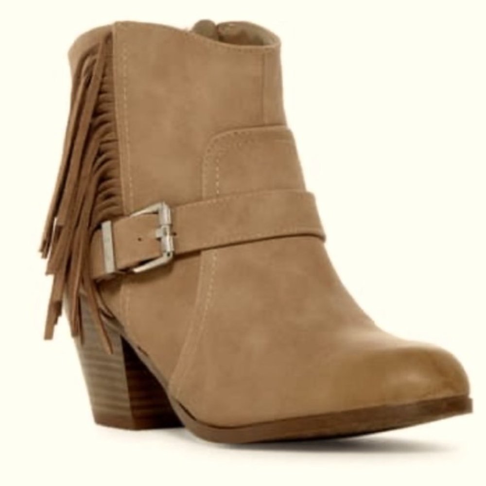 Circus by Sam Edelman Tan Fringe Leah Booties